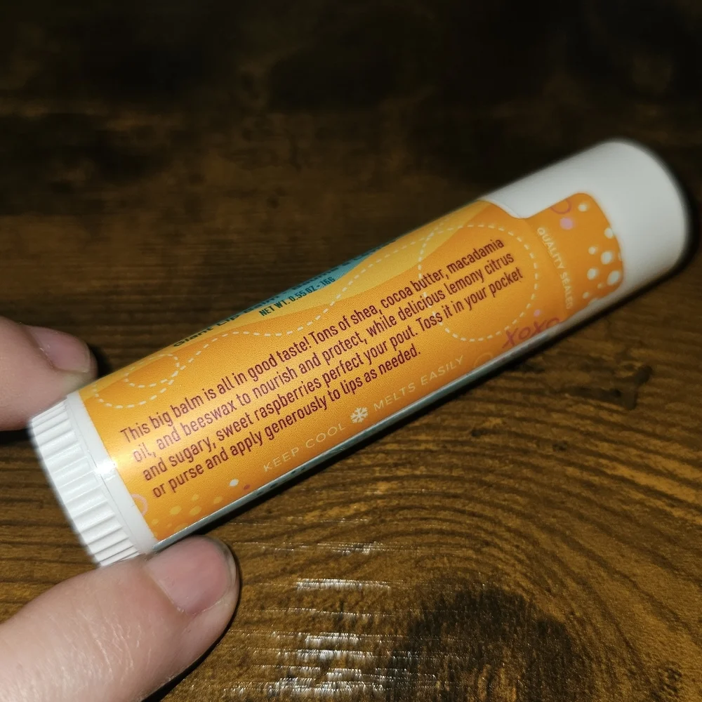 Perfectly POSH All In Goos Taste Giant Lip Balm - Picture 2 of 2